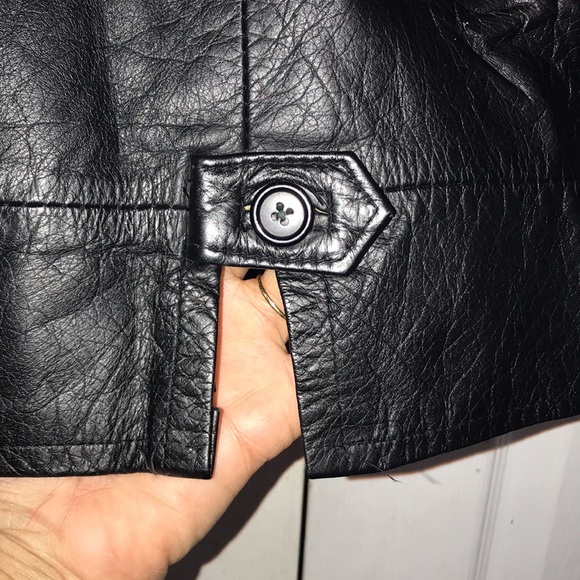 Women’s (Juniors) Limited Leather Skirt - Picture 6 of 7